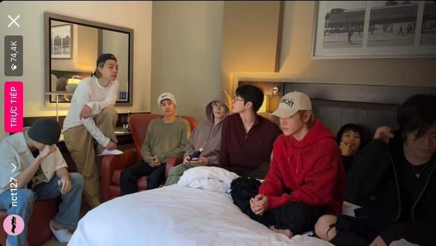 Nhóm nhạc nam nhà SM bị chỉ trích vì không tôn trọng tiền bối, "nhận vơ" làm BTS?  - Ảnh 1.