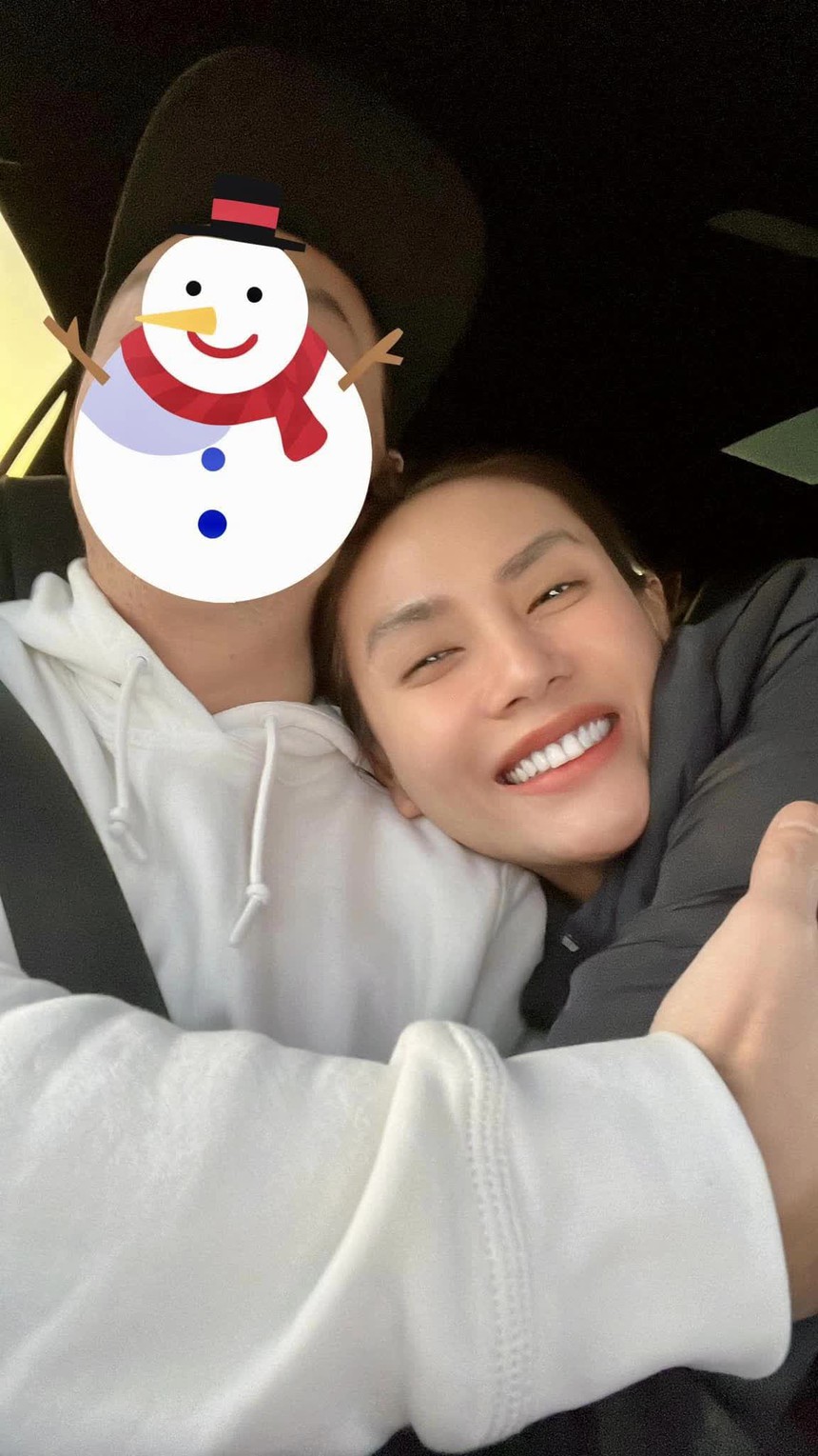 Top 3 Hoa hậu Hoàn vũ Việt Nam 2008 hiện tại: Người lui về hậu trường, người chuẩn bị lên xe hoa với chồng Việt kiều - Ảnh 8.