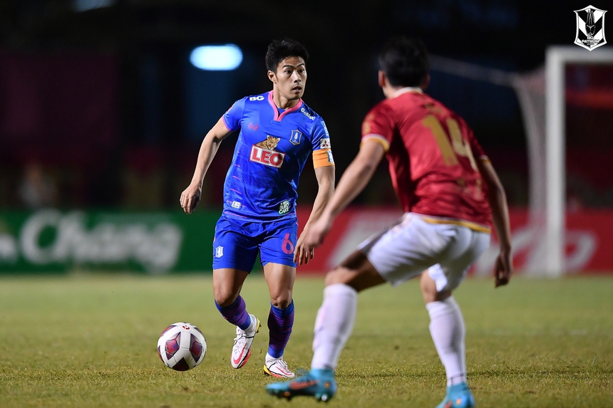 Bóng đá Việt Nam ngày 30/1: Công Phượng đối đầu Chanathip - Ảnh 3.