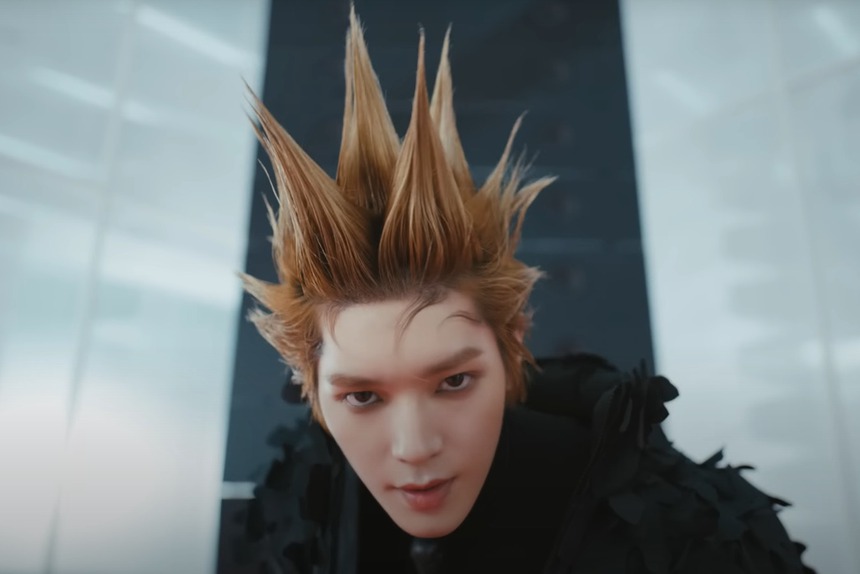 Nhóm nam SM trở lại hậu lùm xùm liên quan đến BTS: Nhạc khó thấm, tóc tai kiểu gì thế này? - Ảnh 4.