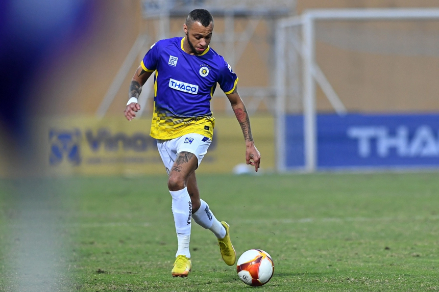Sau cú ăn ba, Hà Nội FC hoàn tất dàn ngoại binh toàn sao cho V.League 2023 - Ảnh 1.