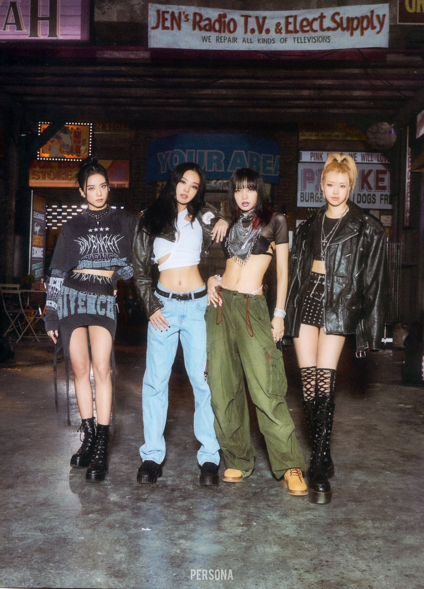 BLACKPINK ra sao khi đến hạn hợp đồng: Jennie có khả năng ở lại cao nhất, Jisoo rời YG làm diễn viên? - Ảnh 1. BLACKPINK ra sao khi đến hạn hợp đồng: Jennie có khả năng ở lại cao nhất, Jisoo rời YG làm diễn viên? - Ảnh 1.