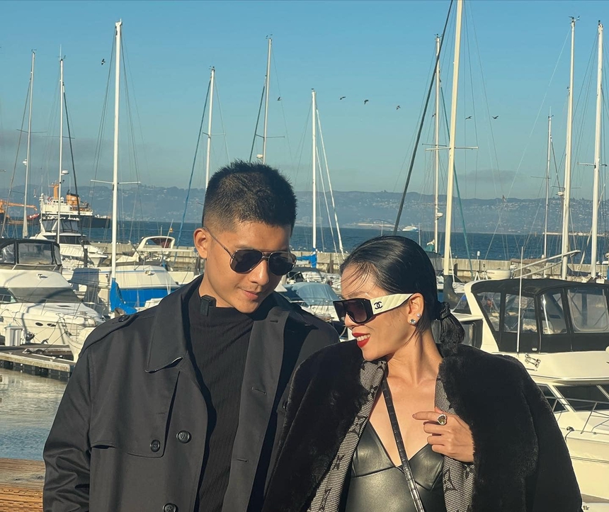 Lệ Quyên hiện tại: Du lịch sang chảnh cùng tình trẻ, biết giá trị biệt thự dát vàng đang ở mới choáng - Ảnh 3. Lệ Quyên hiện tại: Du lịch sang chảnh cùng tình trẻ, biết giá trị biệt thự dát vàng đang ở mới choáng - Ảnh 3.