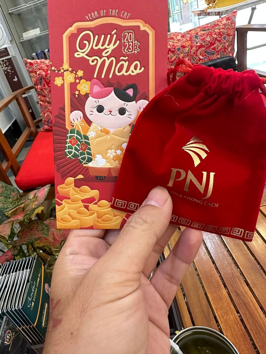 Ngày Thần Tài 2023 của sao Việt: S - Ảnh 3.