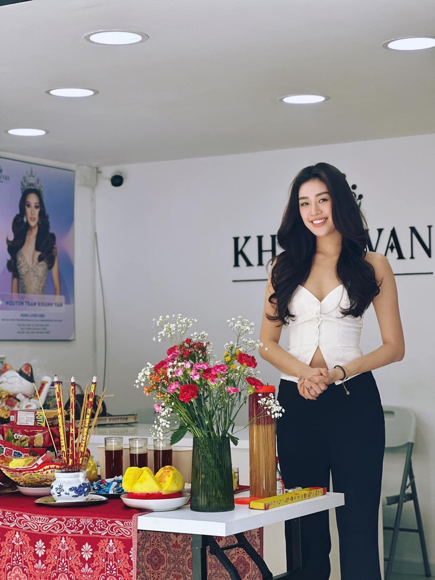 Ngày Thần Tài 2023 của sao Việt: S - Ảnh 5.