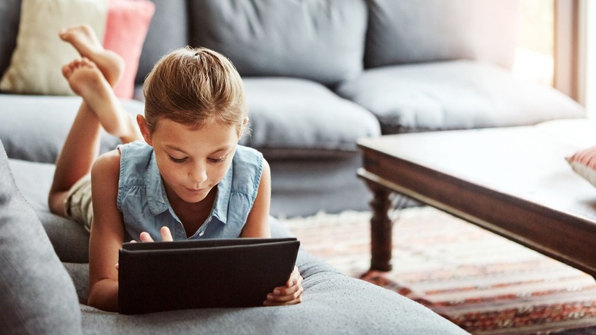 Cùng gặp gỡ bảo mẫu năng nổ và cần mẫn nhất trên thế giới: YouTube - Ảnh 4. Cùng gặp gỡ bảo mẫu năng nổ và cần mẫn nhất trên thế giới: YouTube - Ảnh 4.