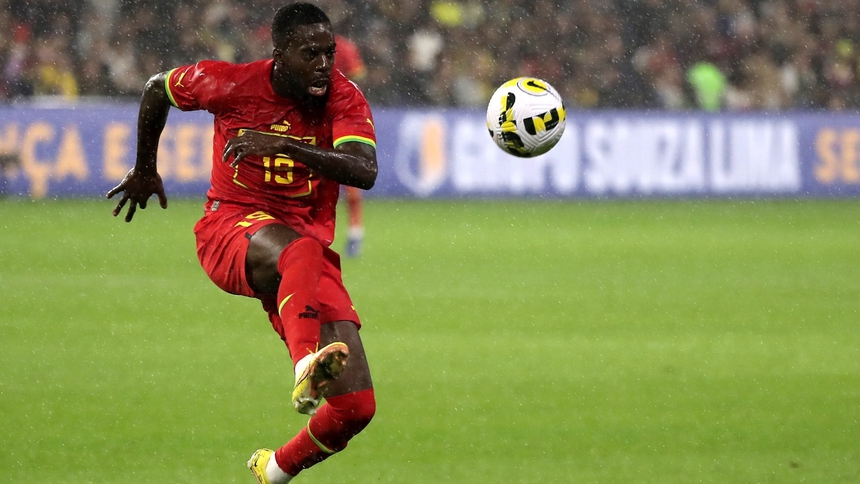 Một kỉ lục đặc biệt của Inaki Williams: Sau 6 năm, lần đầu tiên không ra sân! - Ảnh 2.