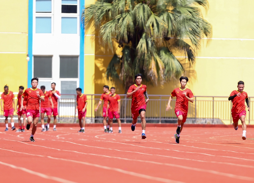 Futsal Việt Nam tập trung, tăng cường nhồi thể lực sau Tết Nguyên đán - Ảnh 2.