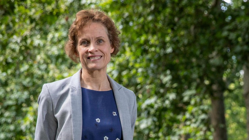 Cơ quan Tiêu chuẩn thực phẩm: Mang bánh ngọt đến nơi công sở gây hại cho đồng nghiệp ngang với hút thuốc lá thụ động - Ảnh 2.