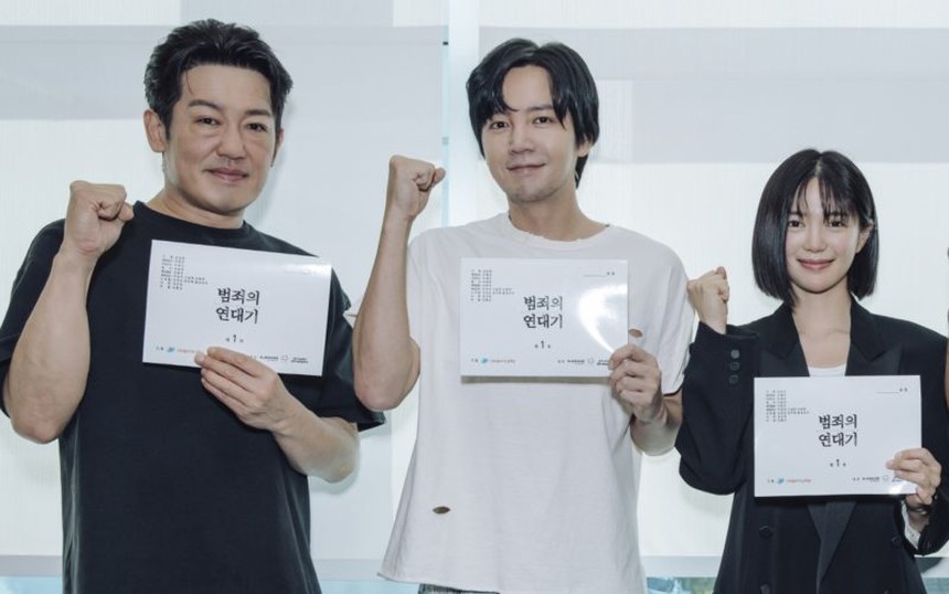 Sau 5 năm vắng bóng, 'Hoàng tử châu Á' Jang Geun Suk tái xuất với diện mạo mới - Ảnh 2.