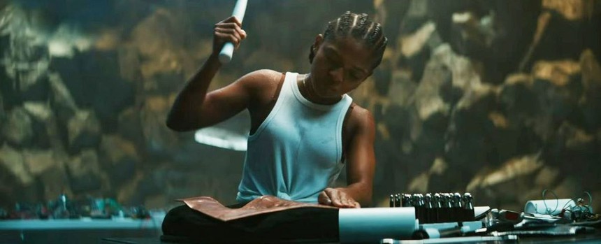 Xuất hiện giả thuyết cho rằng Iron Man mới của MCU là biến thể của phản diện Kang - Ảnh 1. Xuất hiện giả thuyết cho rằng Iron Man mới của MCU là biến thể của phản diện Kang - Ảnh 1.