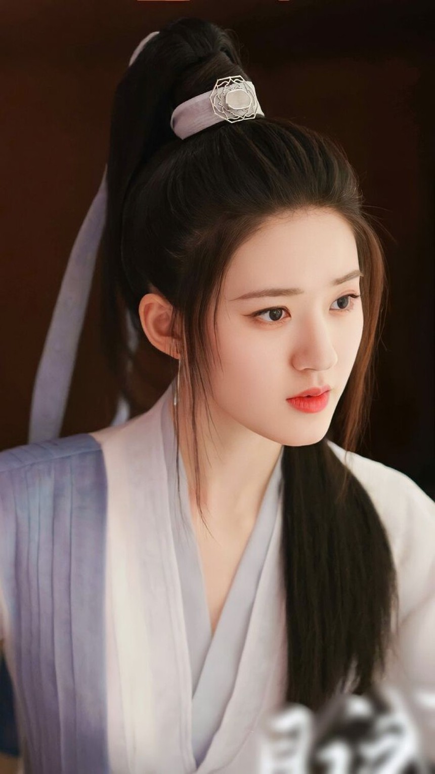 Có mấy cô mỹ nhân Hoa ngữ giả trai thảm họa nhất 2022: Triệu Lộ Tư lộ rõ vòng 1, 'trùm cuối' bị gọi là bản sao Cúc Tịnh Y  - Ảnh 2.