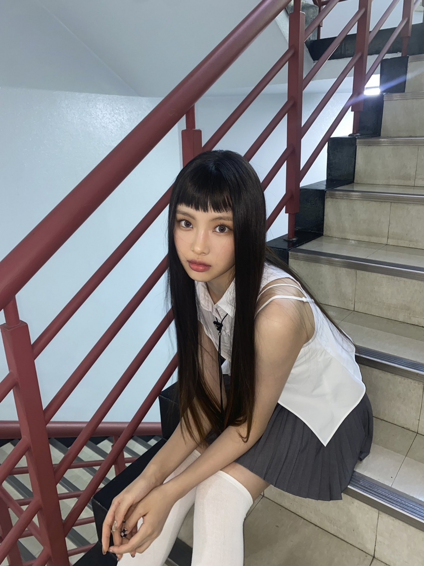 Fan tranh luận Hyein NewJeans có xinh đẹp hơn khi để tóc mái hay không? - Ảnh 4.