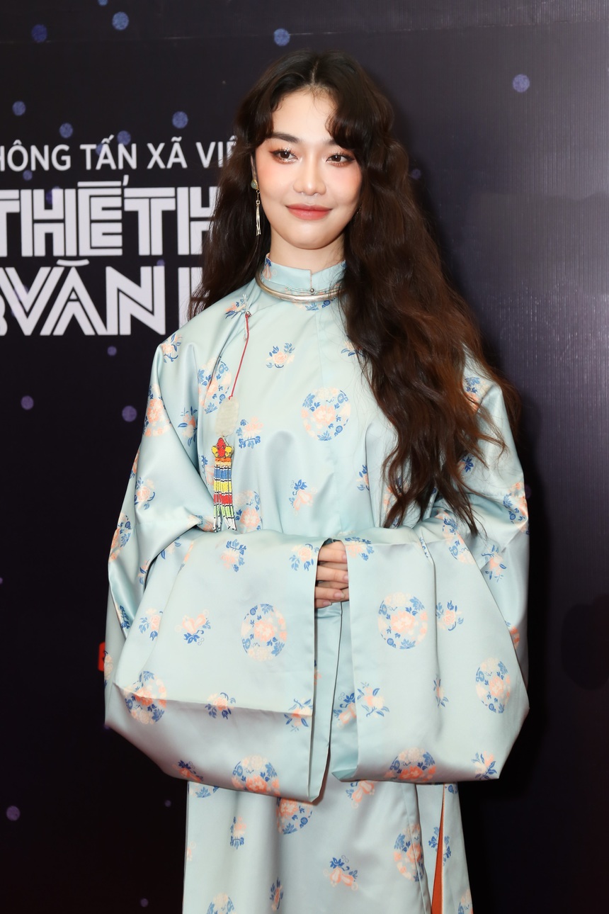 Họp báo khởi động Cống Hiến 2023: AMEE tranh giải lớn cùng Mỹ Tâm - Hà Hồ, MONO ẵm chắc suất tân binh? - Ảnh 21.