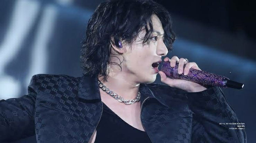 Top 10 ngôi sao đẹp trai nhất thế giới, thần tượng K-pop chiếm đa số - Ảnh 11.