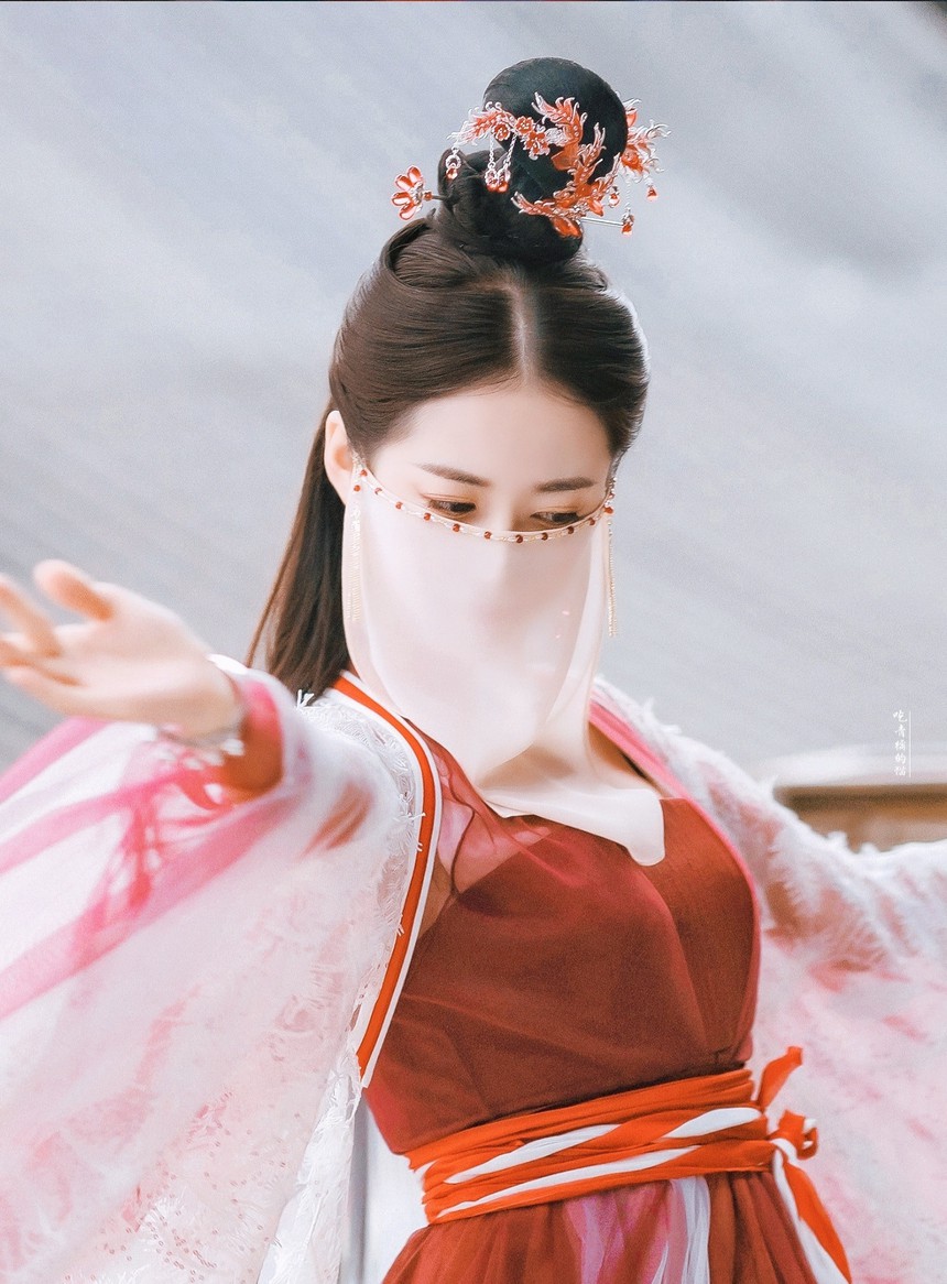 'Phù đồ duyên' gây sốt: Điểm Douban đạt 7.3, Trần Ngọc Kỳ - Vương Hạc Đệ quá đẹp đôi - Ảnh 5. 'Phù đồ duyên' gây sốt: Điểm Douban đạt 7.3, Trần Ngọc Kỳ - Vương Hạc Đệ quá đẹp đôi - Ảnh 5.