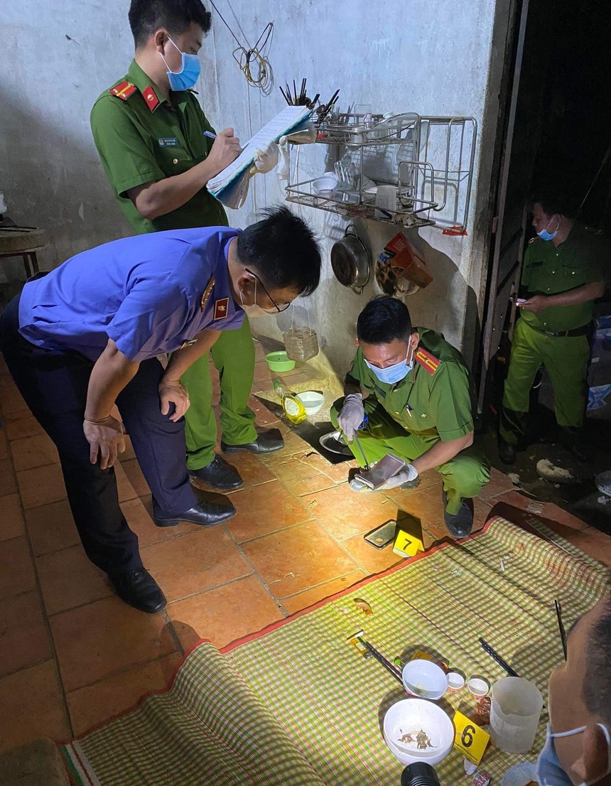 Bắt giữ nghi can để làm rõ hành vi giết người vì mâu thuẫn trong lúc nhậu - Ảnh 1. Bắt giữ nghi can để làm rõ hành vi giết người vì mâu thuẫn trong lúc nhậu - Ảnh 1.