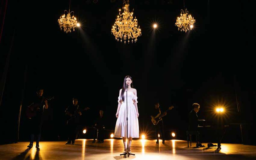 Ca sĩ Amee góp mặt trong ba hạng mục đề cử tại Giải thưởng Cống hiến 2023 - Ảnh 2. Ca sĩ Amee góp mặt trong ba hạng mục đề cử tại Giải thưởng Cống hiến 2023 - Ảnh 2.