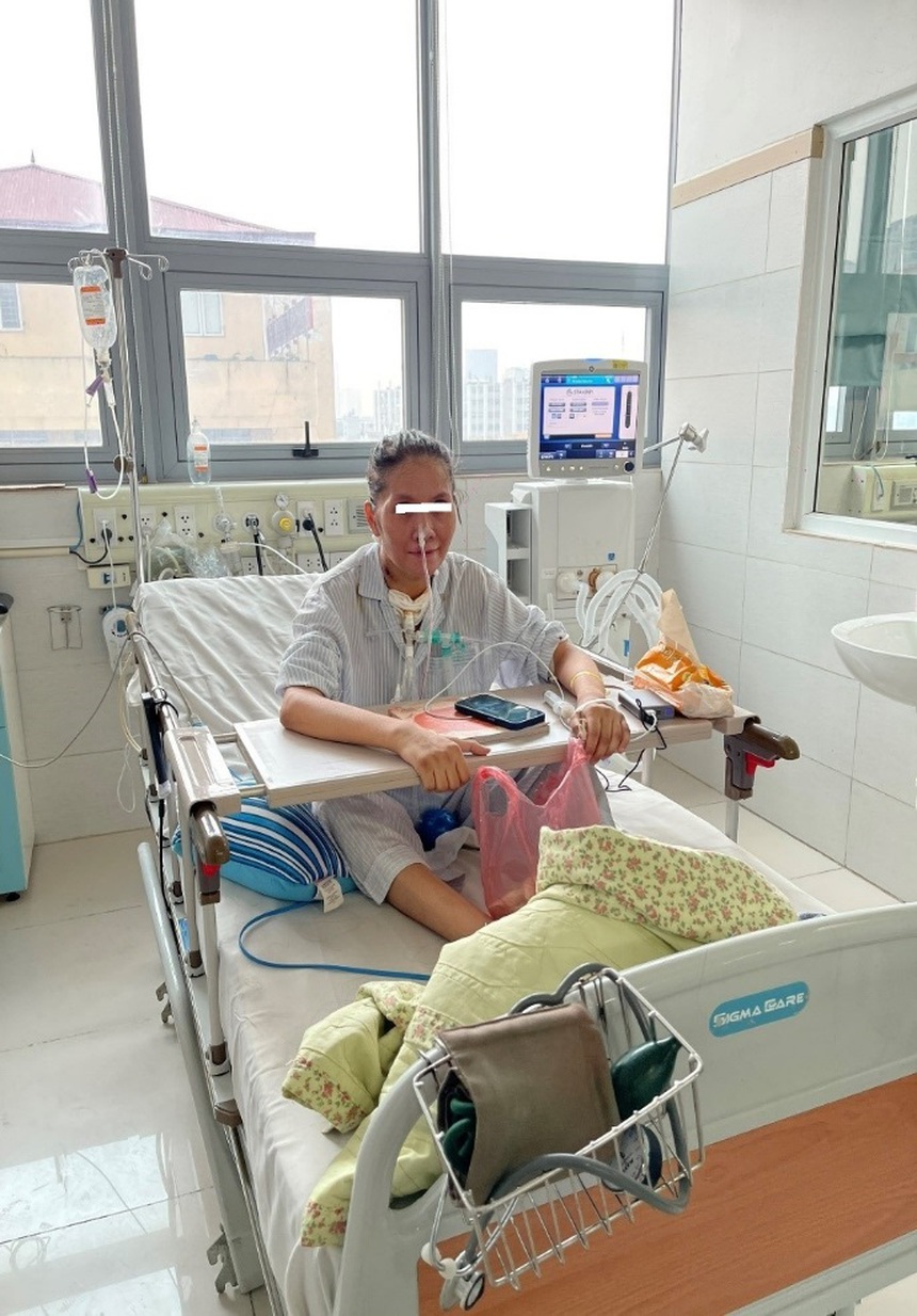 Lạm dụng thuốc điều trị cúm tại nhà, người phụ nữ bị suy đa tạng, phải chạy máy thở ECMO suốt 37 ngày - Ảnh 3.