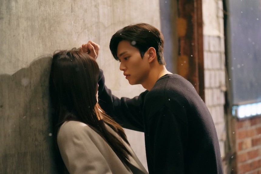 Red Flag là gì mà ai cũng sợ? 8 dấu hiệu "cờ đỏ" trong một mối quan hệ mà bạn cần phải chạy ngay lập tức! - Ảnh 2.