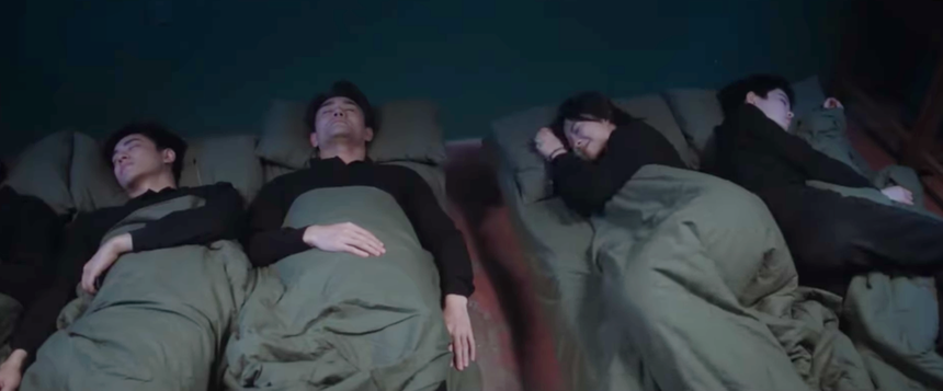 'Hướng gió mà đi': Hé lộ cảnh hôn lén ngọt ngào của Đàm Tùng Vận - Vương Khải  - Ảnh 3.