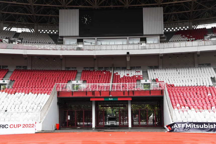 ĐT Việt Nam đấu ĐT Indonesia trên SVĐ đẹp như tranh - Ảnh 6. ĐT Việt Nam đấu ĐT Indonesia trên SVĐ đẹp như tranh - Ảnh 6.