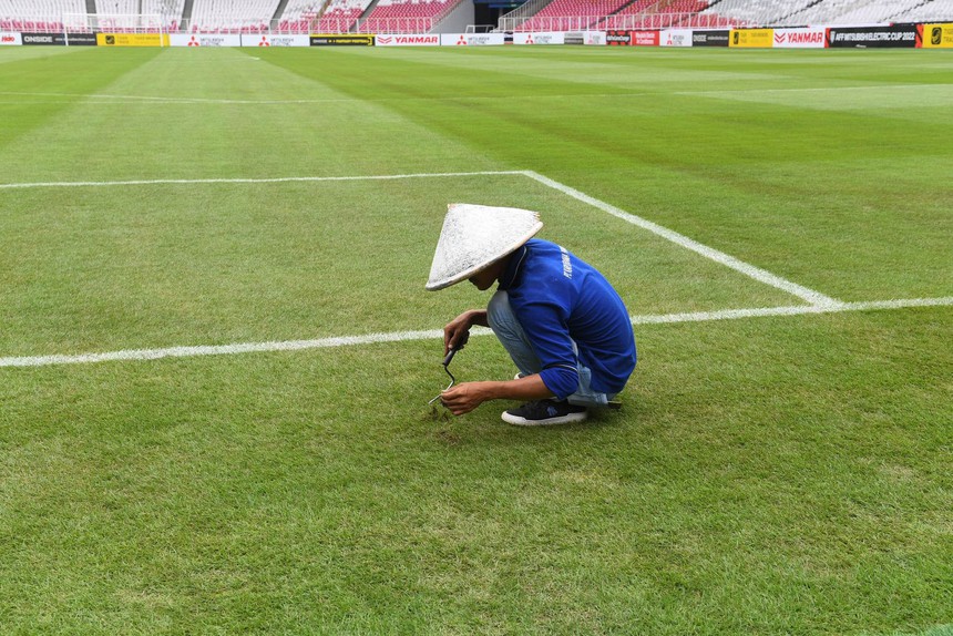 ĐT Việt Nam đấu ĐT Indonesia trên SVĐ đẹp như tranh - Ảnh 3.