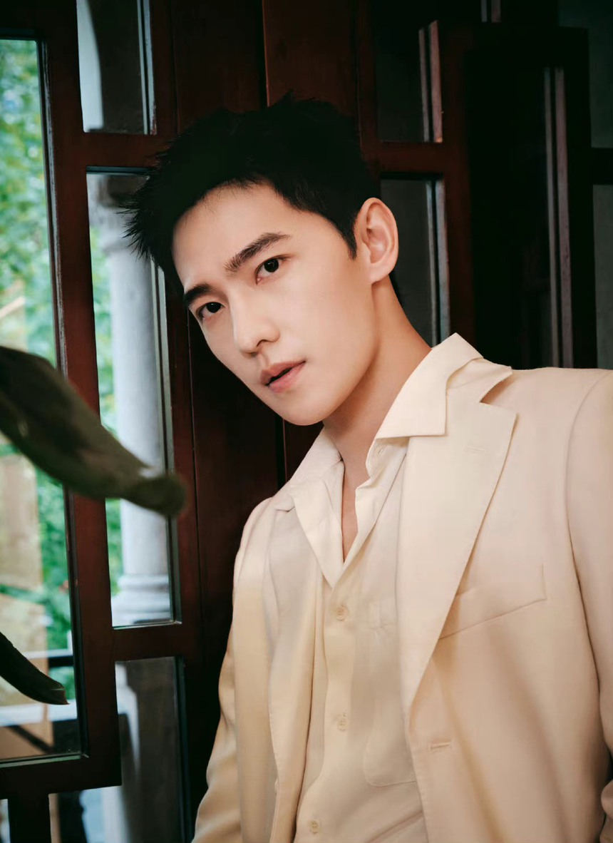 Top 10 nam thần điển trai nhất Cbiz do netizen quốc tế bình chọn: Ngô Lỗi - Vương Hạc Đệ được gọi tên cùng các đỉnh lưu, một mỹ nam bị “phong sát” vẫn có mặt - Ảnh 4. Top 10 nam thần điển trai nhất Cbiz do netizen quốc tế bình chọn: Ngô Lỗi - Vương Hạc Đệ được gọi tên cùng các đỉnh lưu, một mỹ nam bị “phong sát” vẫn có mặt - Ảnh 4.