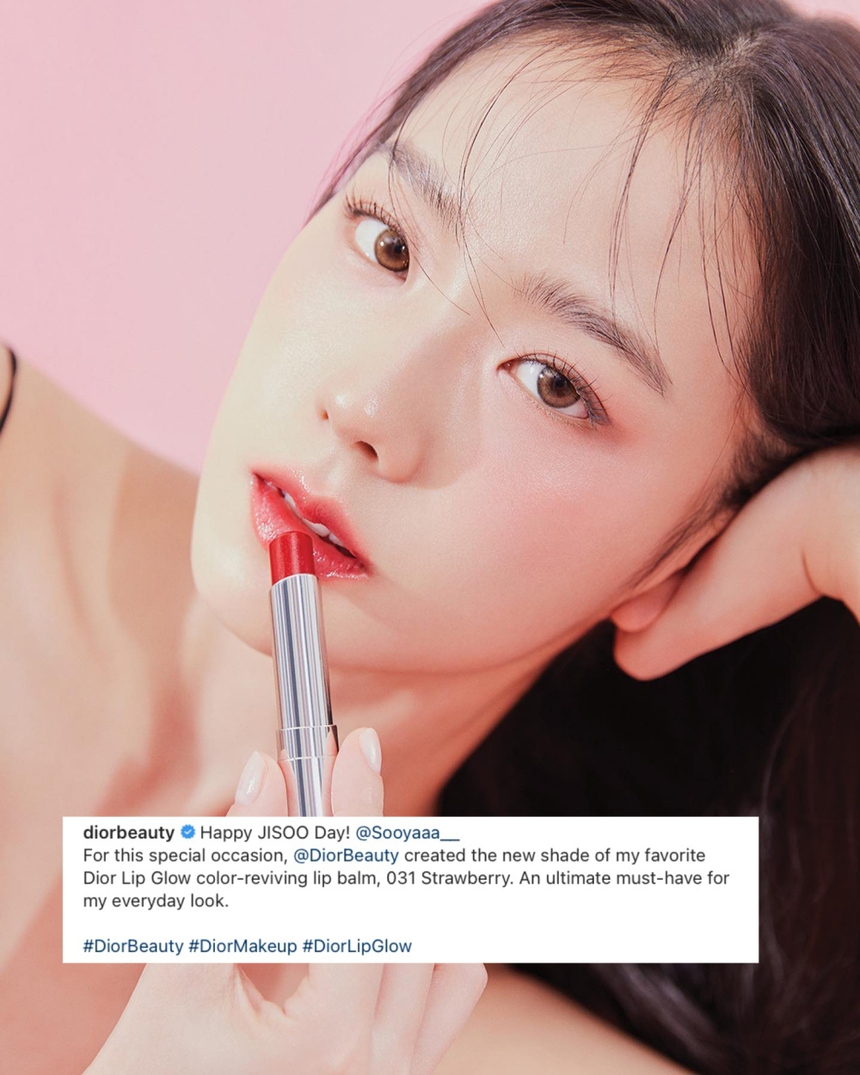 Cách các nhãn hiệu đối đãi với Jisoo Blackpink khiến fan xôn xao - Ảnh 8. Cách các nhãn hiệu đối đãi với Jisoo Blackpink khiến fan xôn xao - Ảnh 8.