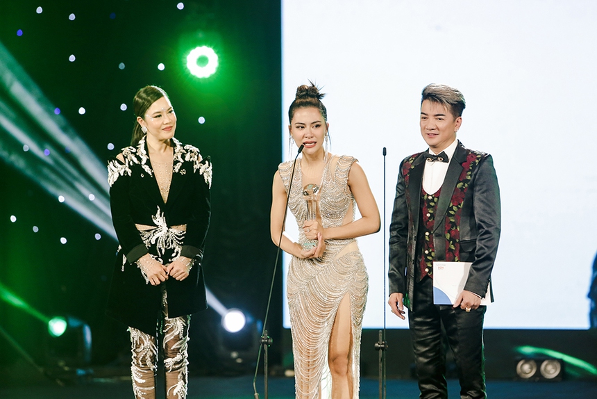 Làn sóng xanh 2022: Hoàng Thùy Linh, Trúc Nhân, MONO bội thu giải thưởng - Ảnh 8.