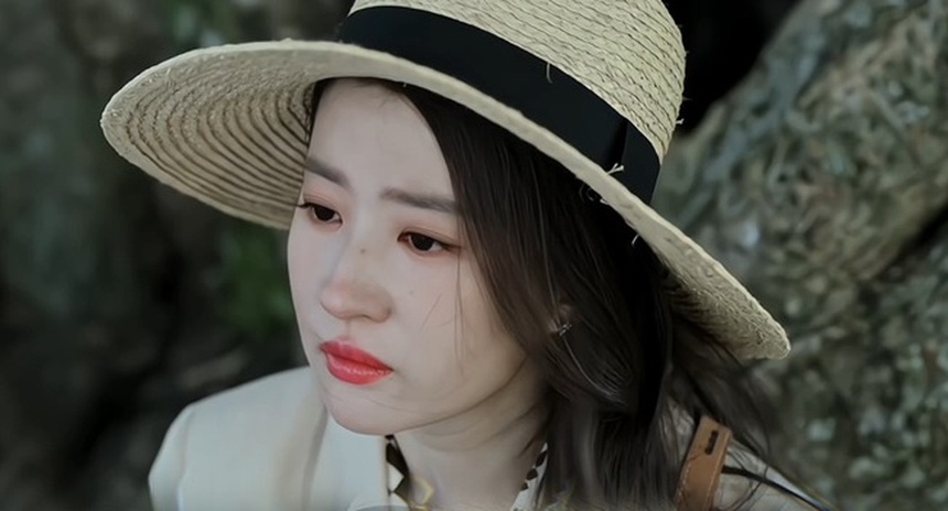 Lưu Diệc Phi diễn đơ lại rồi: Bạn chết mà mặt vô cảm, dân tình liền cà khịa 'lúc khóc còn thảm họa hơn đấy!' - Ảnh 1. Lưu Diệc Phi diễn đơ lại rồi: Bạn chết mà mặt vô cảm, dân tình liền cà khịa 'lúc khóc còn thảm họa hơn đấy!' - Ảnh 1.