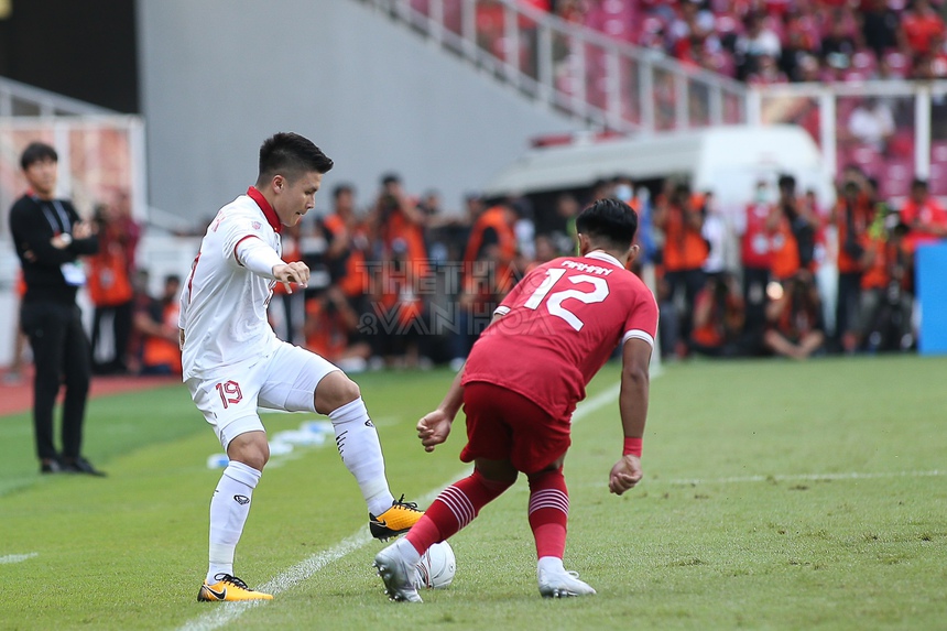 Trực tiếp bóng đá Việt Nam vs Indonesia: 0-0 (hiệp 1) - Ảnh 2. Trực tiếp bóng đá Việt Nam vs Indonesia: 0-0 (hiệp 1) - Ảnh 2.