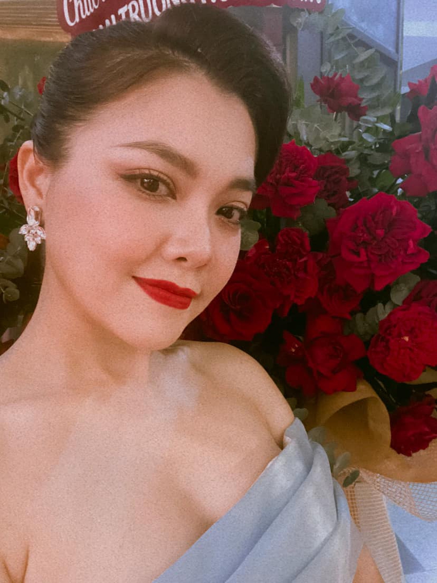 Sao nữ Vbiz chờ 8 năm mới có con đầu lòng, bị teo chân khi mang thai giờ ra sao?  - Ảnh 6.