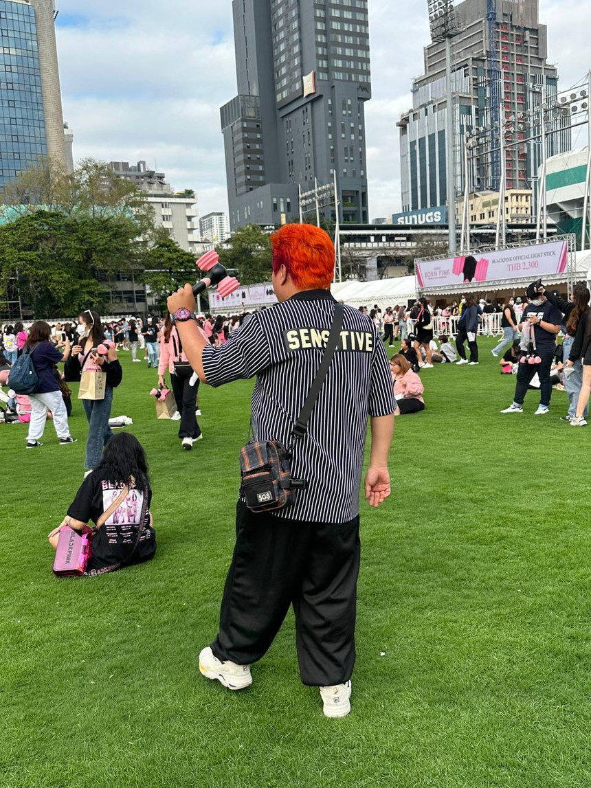 Concert BLACKPINK 'đụng độ' Golden Disk Awards cùng 1 ngày: Fan Kpop tại Thái Lan quá lãi! - Ảnh 7.