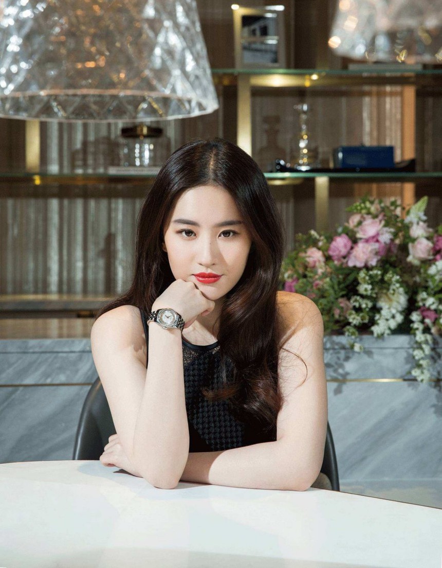 Dàn sao tuổi Mão đình đám Hoa ngữ: Từ cực phẩm nam thần đến đệ nhất mỹ nhân Cbiz - Ảnh 1. Dàn sao tuổi Mão đình đám Hoa ngữ: Từ cực phẩm nam thần đến đệ nhất mỹ nhân Cbiz - Ảnh 1.