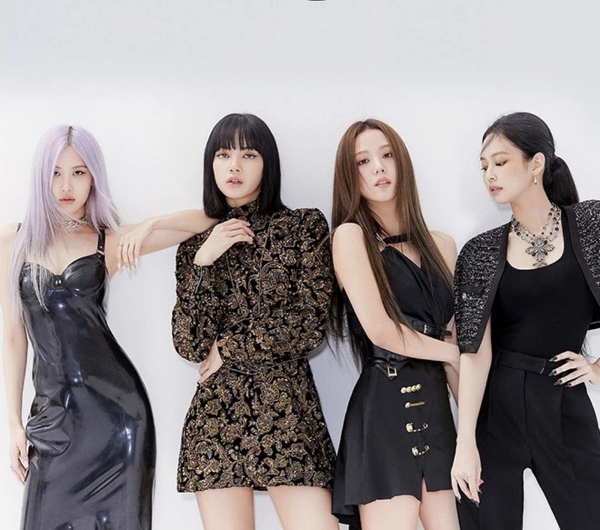 (Tin Chủ nhật) Những màn 'cắt sóng' gây phẫn nộ nhất lịch sử K-pop: BTS, Blackpink - Ảnh 2. (Tin Chủ nhật) Những màn 'cắt sóng' gây phẫn nộ nhất lịch sử K-pop: BTS, Blackpink - Ảnh 2.