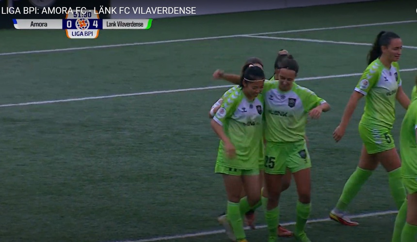 Huỳnh Như lại ghi bàn, Lank FC đại thắng Amora - Ảnh 3.