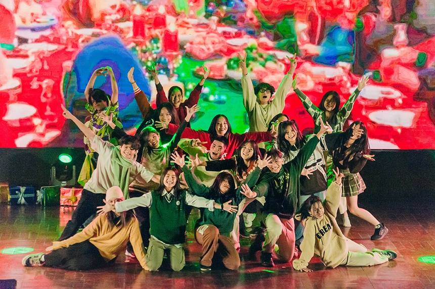 Nghệ sĩ Minh Tiệp, Trần Tuấn Hùng ngạc nhiên trước tài năng các Amsers - Ảnh 1. Nghệ sĩ Minh Tiệp, Trần Tuấn Hùng ngạc nhiên trước tài năng các Amsers - Ảnh 1.