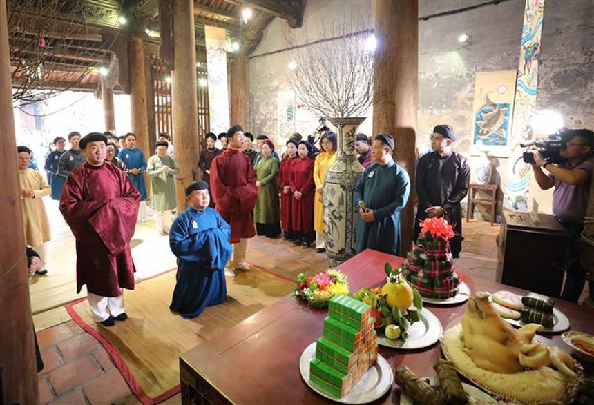 'Tết Việt – Tết Phố 2023' tại Phố cổ Hà Nội tái hiện lại nhiều nghi lễ Tết cổ truyền - Ảnh 3.