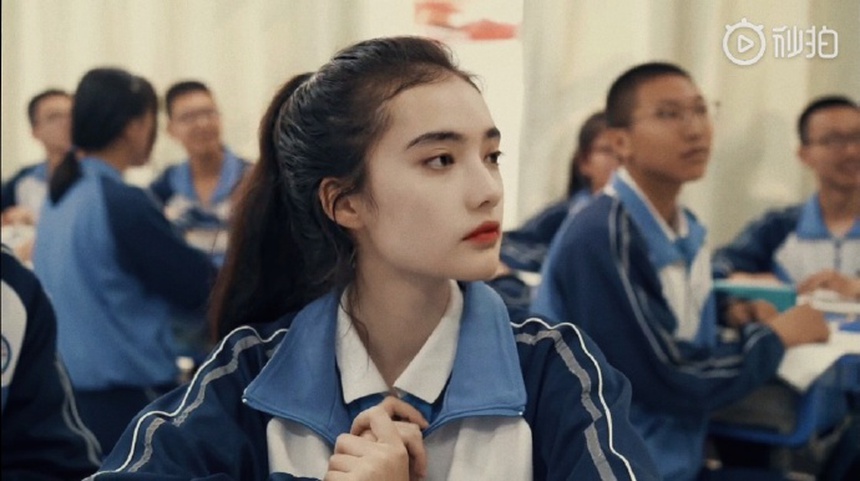 Mỹ nhân Tân Cương ‘đè bẹp’ nhan sắc Triệu Lộ Tư ở phim mới: Được Lưu Diệc Phi nâng đỡ, phong cách gợi nhớ Nhiệt Ba? - Ảnh 3. Mỹ nhân Tân Cương ‘đè bẹp’ nhan sắc Triệu Lộ Tư ở phim mới: Được Lưu Diệc Phi nâng đỡ, phong cách gợi nhớ Nhiệt Ba? - Ảnh 3.