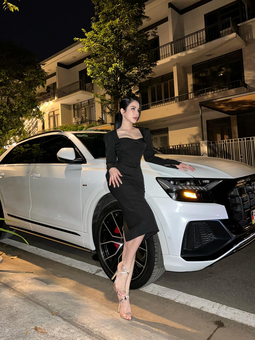 Diệp Lâm Anh hậu tan vỡ với chồng thiếu gia: Mất quyền nuôi con trai, được mẹ ruột tặng biệt thự bề thế  - Ảnh 7.