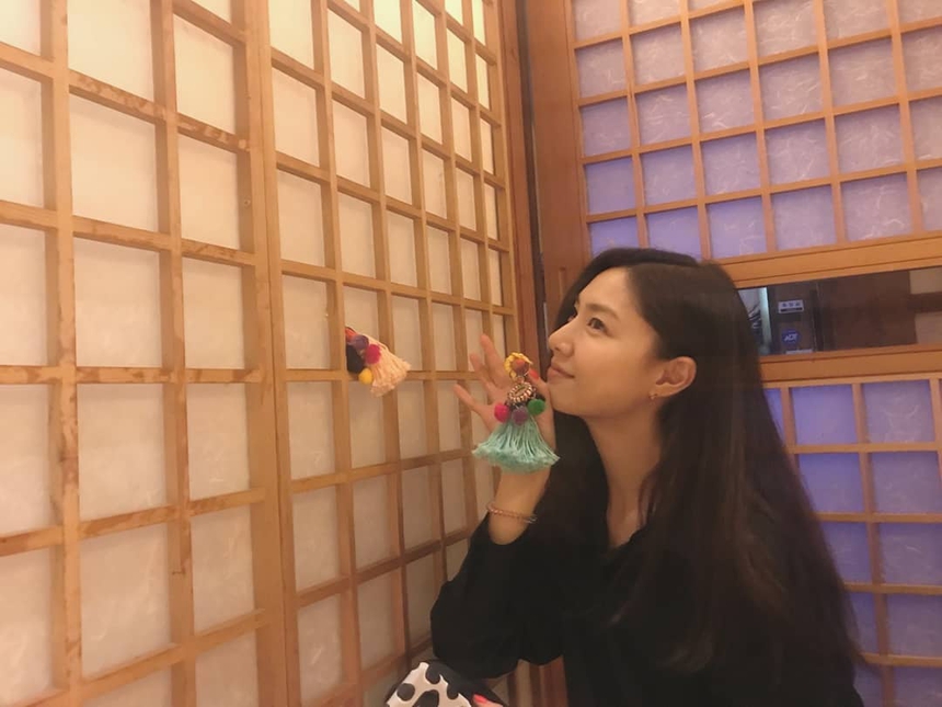 Seo Ji Hye ở phim mới có đẹp như hồi đóng 'Hạ cánh nơi anh'? - Ảnh 12. Seo Ji Hye ở phim mới có đẹp như hồi đóng 'Hạ cánh nơi anh'? - Ảnh 12.