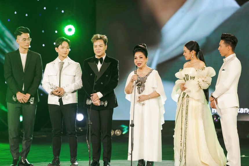 Làn sóng xanh - 25 năm chưa là 'cổ tích' - Ảnh 2.