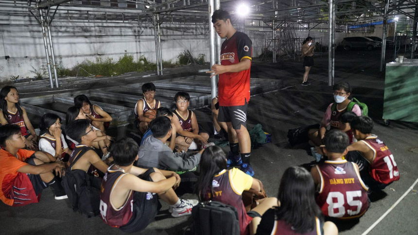 CLB PB Basketball - Nơi tiếp lửa đam mê bóng rổ tại TP. Hồ Chí Minh - Ảnh 3. CLB PB Basketball - Nơi tiếp lửa đam mê bóng rổ tại TP. Hồ Chí Minh - Ảnh 3.