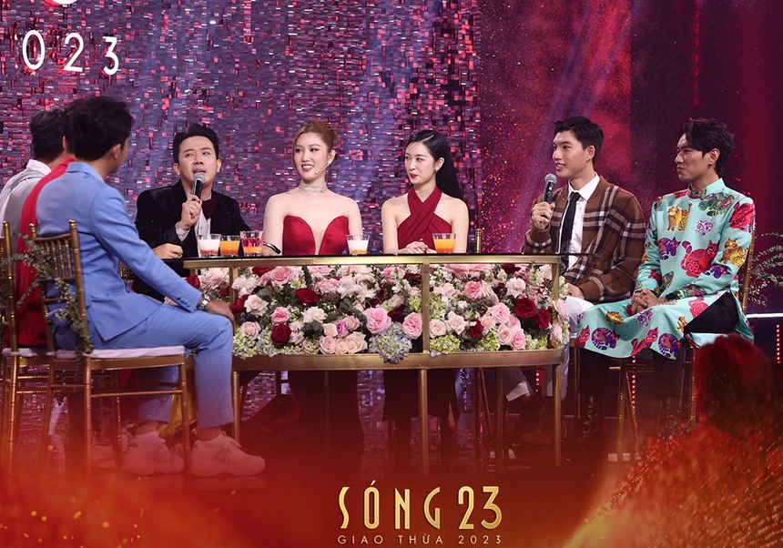 Trấn Thành công khai đẩy thuyền HIEUTHUHAI và Hoa hậu Tiểu Vy - Ảnh 5. Trấn Thành công khai đẩy thuyền HIEUTHUHAI và Hoa hậu Tiểu Vy - Ảnh 5.