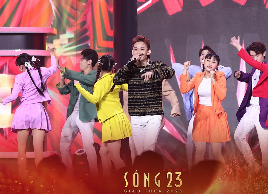 Trấn Thành công khai đẩy thuyền HIEUTHUHAI và Hoa hậu Tiểu Vy - Ảnh 7. Trấn Thành công khai đẩy thuyền HIEUTHUHAI và Hoa hậu Tiểu Vy - Ảnh 7.