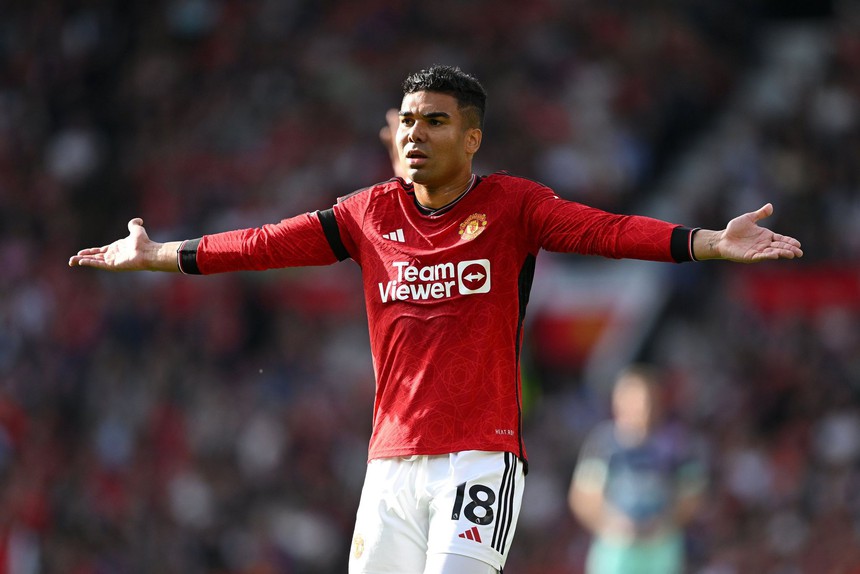 Vấn đề của MU: Tấm khiên Casemiro bị vỡ - Ảnh 1.