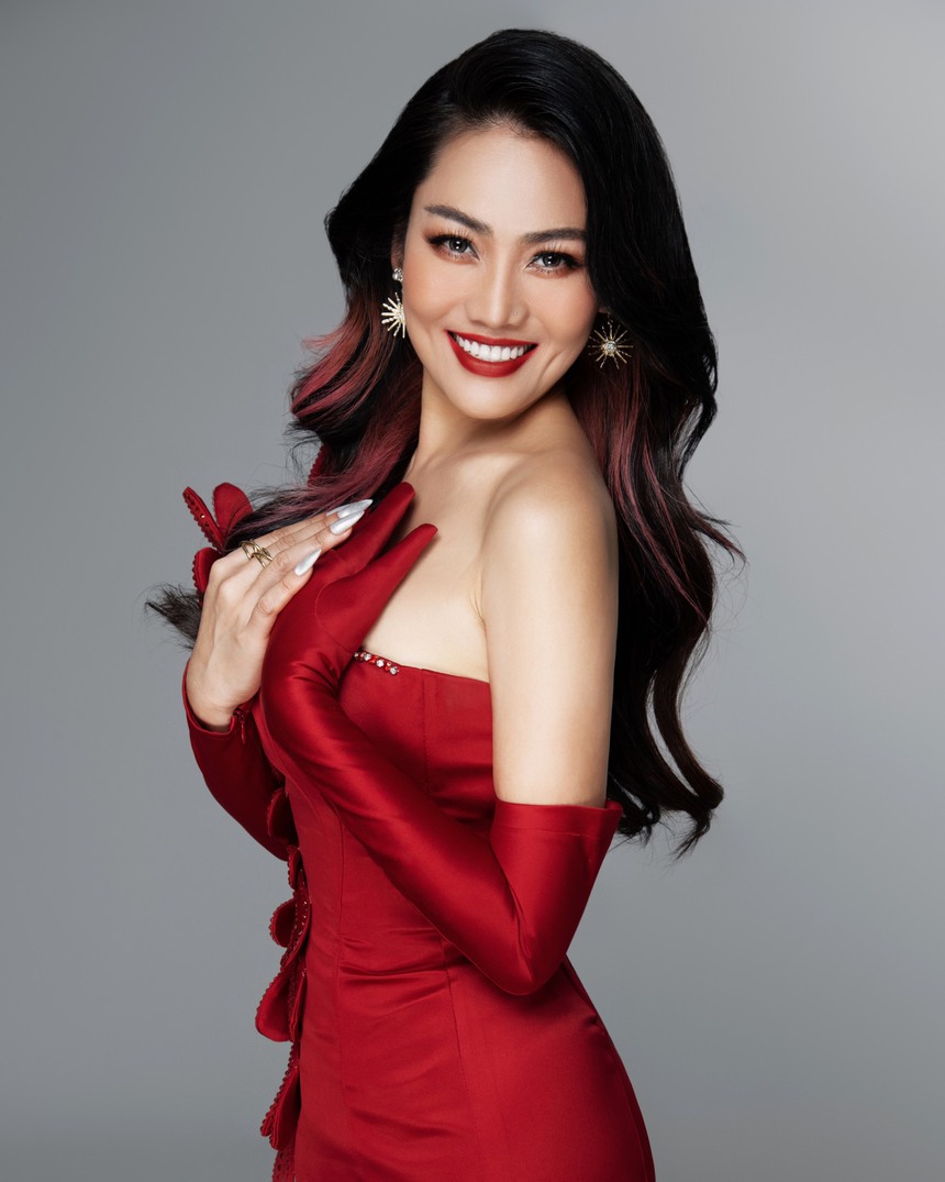 NSƯT Minh Thu tự làm show kỉ niệm 25 năm ca hát - Ảnh 1.