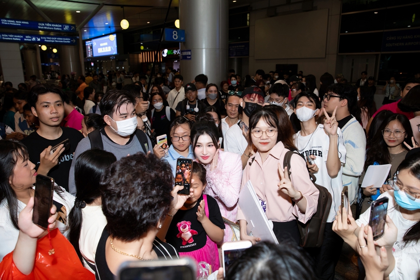 Phương Nhi chính thức lên đường sang Nhật Bản chinh chiến tại Miss International 2023 - Ảnh 13.