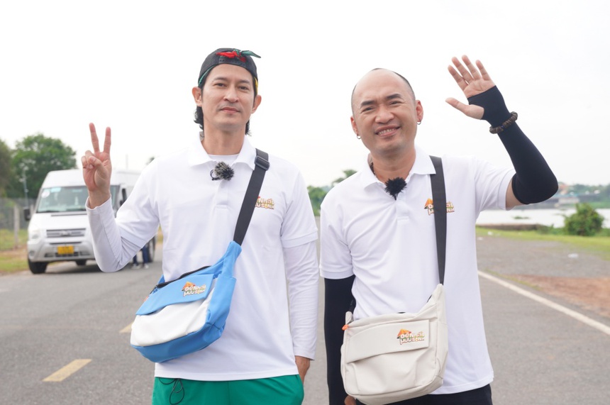 Tiến Luật kể thời đóng vai quần chúng kiếm sống, không có tiền đổ xăng  - Ảnh 2.